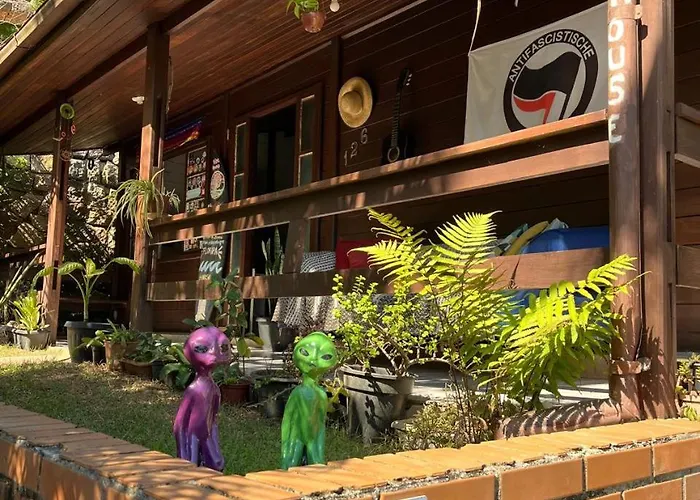 Vibe House Hostel